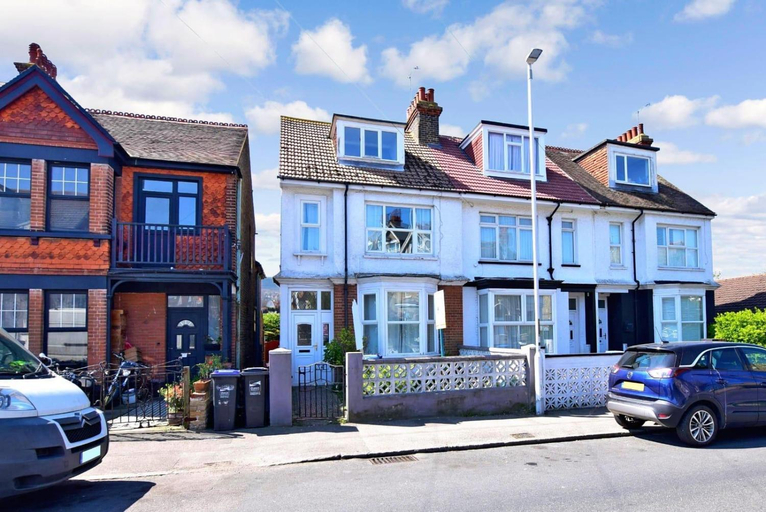 Others 5, Cliftonville Approach, Kent