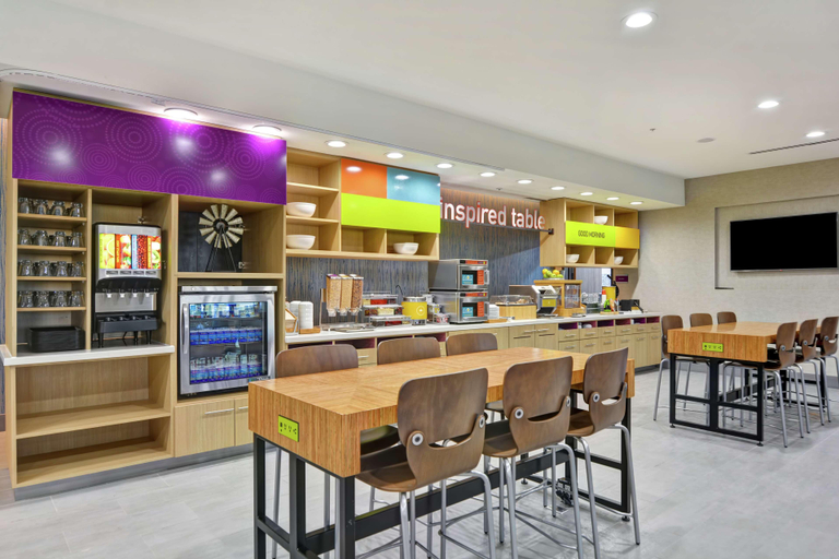 Food & Drinks 5, Home2 Suites by Hilton Pecos, Reeves