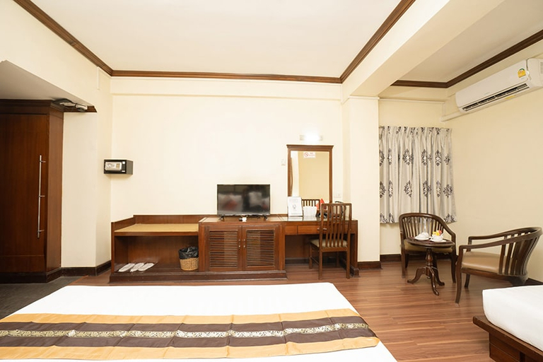 Bedroom 6