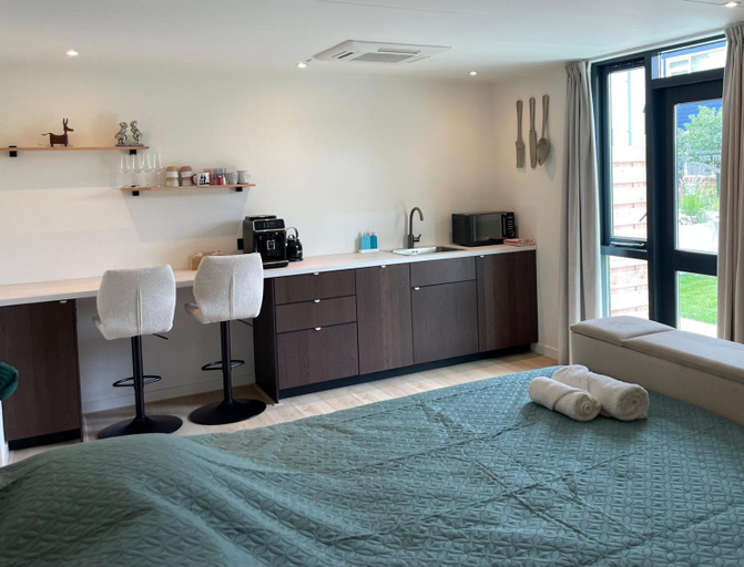 Others 2, B&B Wad en Zee, Den Helder