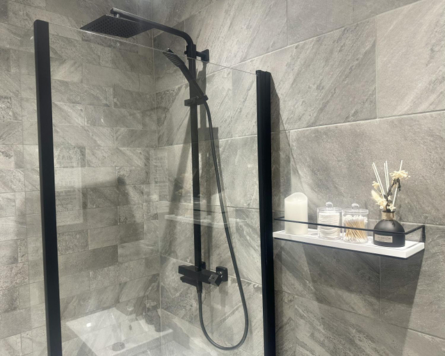 Bathroom 3, The Yorkshire Crown - Wake Up Apartments, North Yorkshire