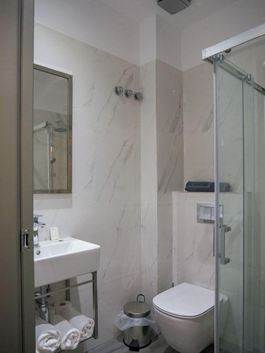 Bathroom 3, Elegant Beach Hotel, Peloponnese