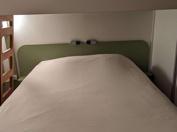 Bedroom 4, ibis budget Saint Omer Centre, Pas-de-Calais