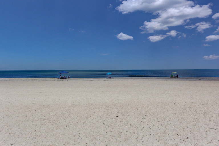 Others 5, Coral Sands Beautiful Condominium by RedAwning, Nassau