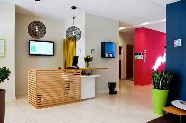Public Area 3, ibis Styles Roanne Centre Gare, Loire