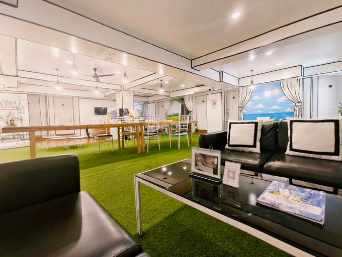 Public Area 3, SPACES HOTEL MAKATI, Makati City