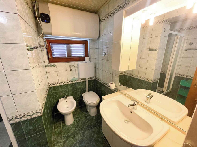 Bathroom 3, Apartman Talia 1, Crikvenica