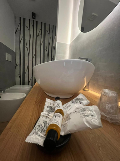 Others 5, Residenza Gurnea - Free Private Parking, Vibo Valentia