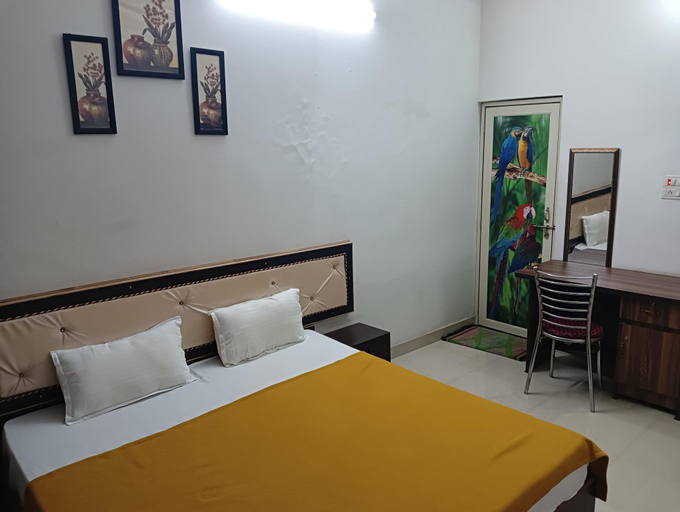 Bedroom 2, Varuna Palace By GRB, Varanasi