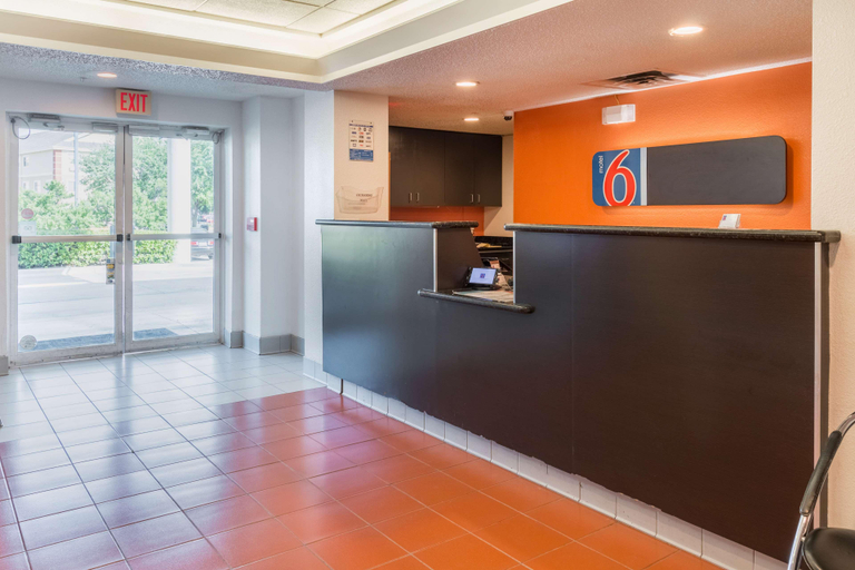 Public Area 2, Motel 6 Irving, TX - DFW Airport North, Irving