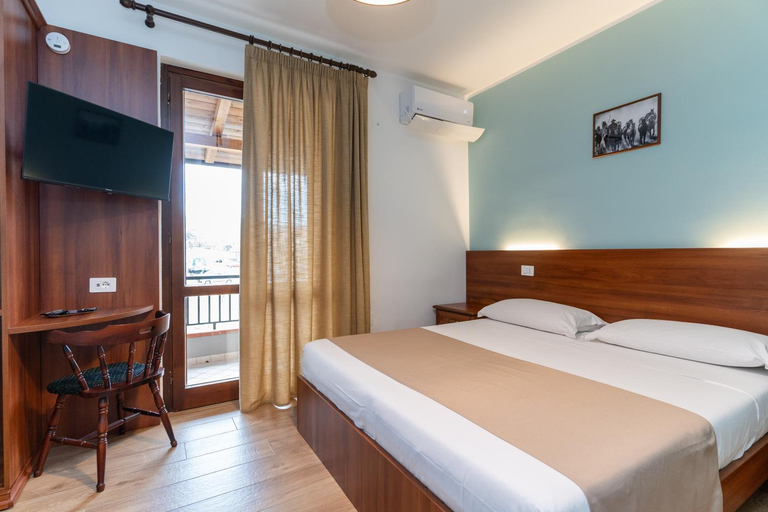 Others 5, B&B Gusto West, Cosenza