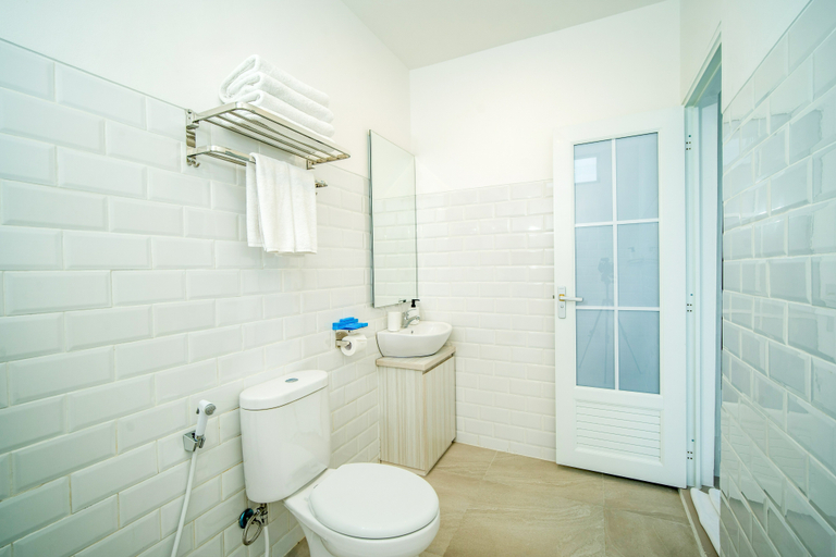 Bathroom 5, Artha Villa Canggu By Fays Hospitality, Badung