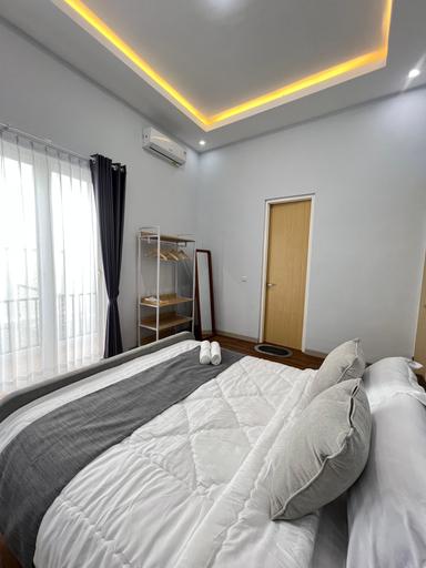 Bedroom 4, Casa Leeya Villa Private Pool at Batu City, Malang