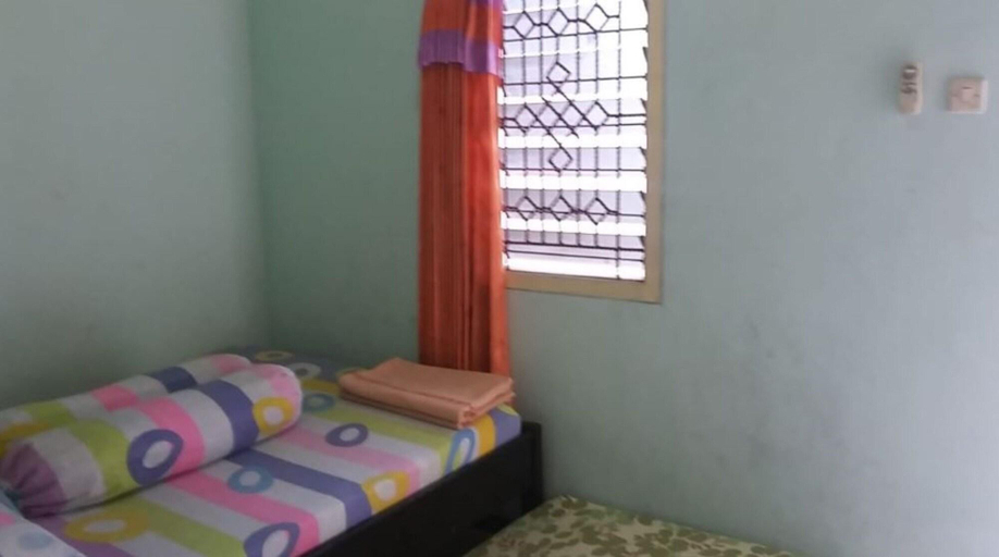 Bedroom 4, Griya Dua Putra Jaya I by ZUZU, Bojonegoro