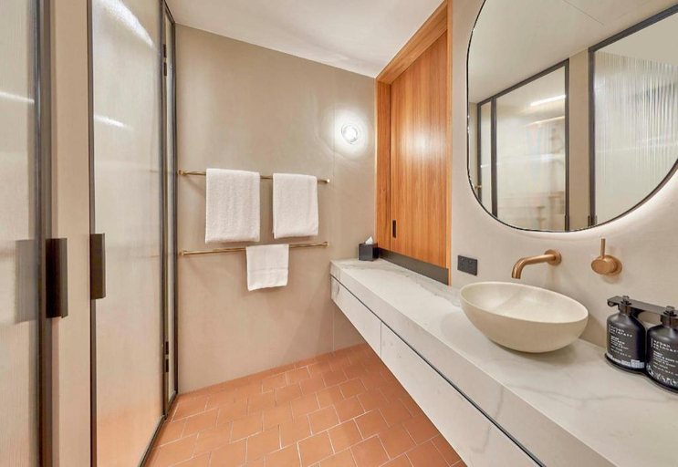 Bathroom 12