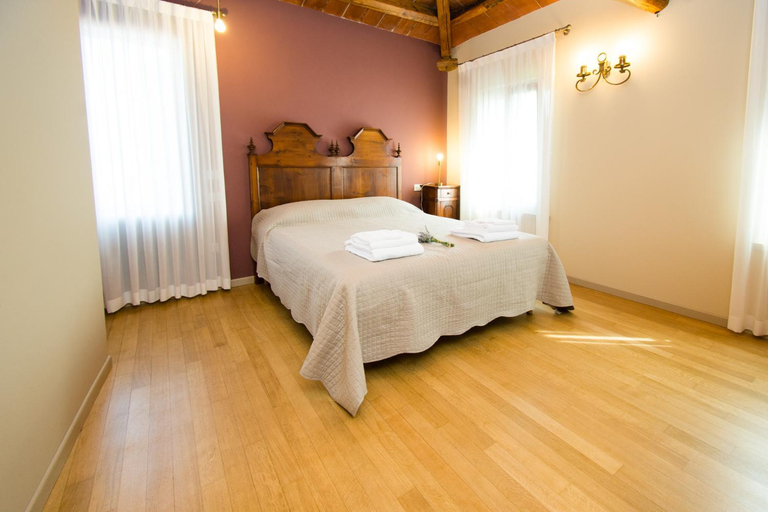 Others 5, Le camere del nonno Momi, Treviso