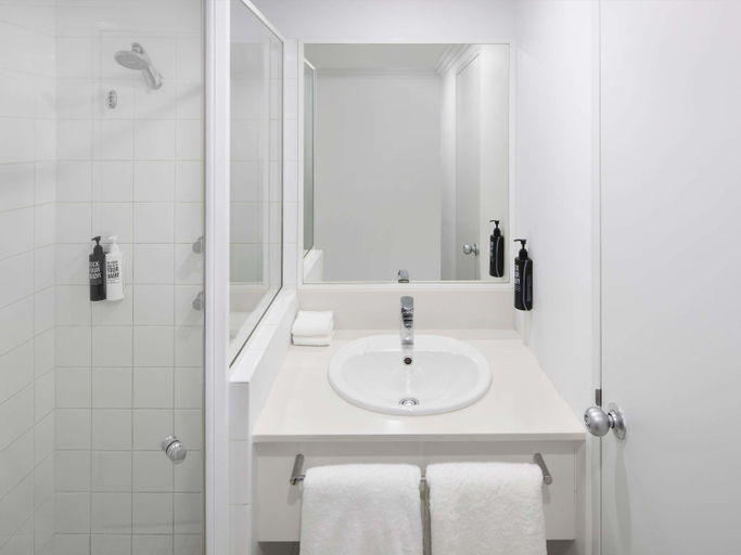 Bathroom 4