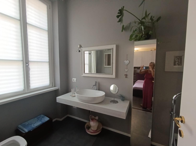 Bathroom, Da Anna, Novara