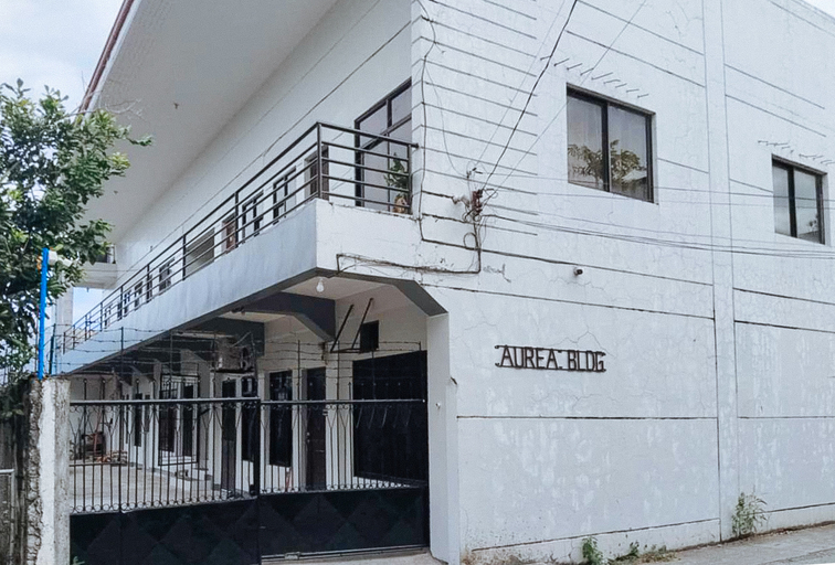 Exterior & Views 2, RedDoorz @ Aurea Apartelle, Iloilo City