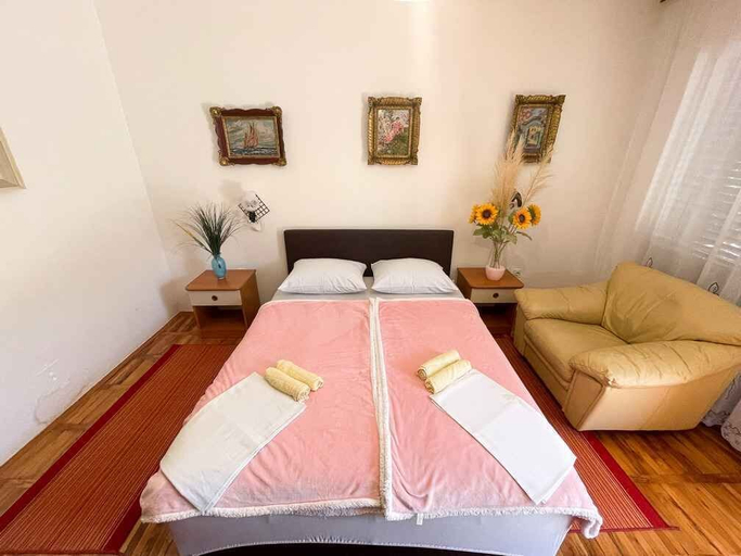 Bedroom 3, Apartman Hida, Crikvenica