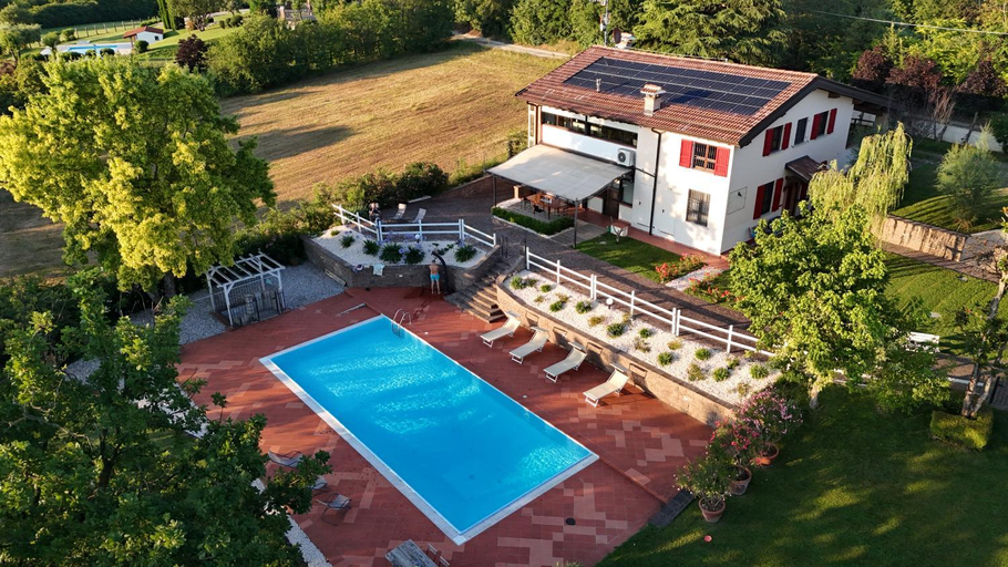 Others 2, Villa Bagnole B&B - Holiday Apartments, Brescia