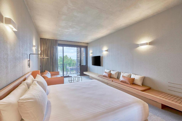 Bedroom 13