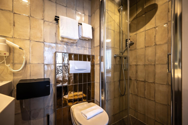 Bathroom 4, Hotel Villa Flora, Hillegom