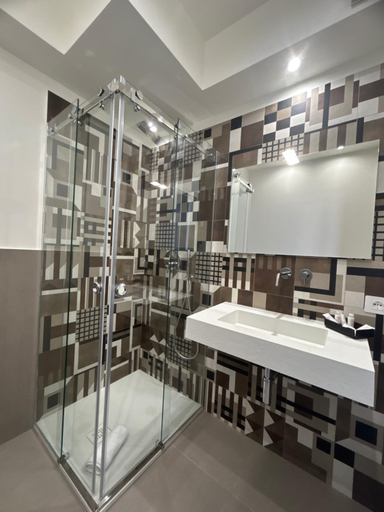 Bathroom 3, Arke Rooms, Trapani