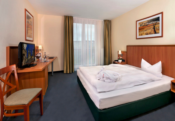 Bedroom 2, InterCityHotel Bremen, Bremen