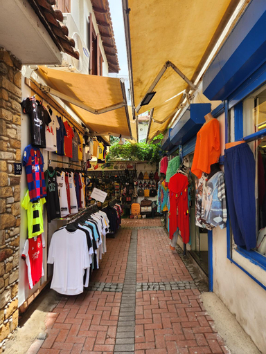 Food & Drinks, Traumhaus mitten in der City 60 Meter zum Meer, Kuşadası