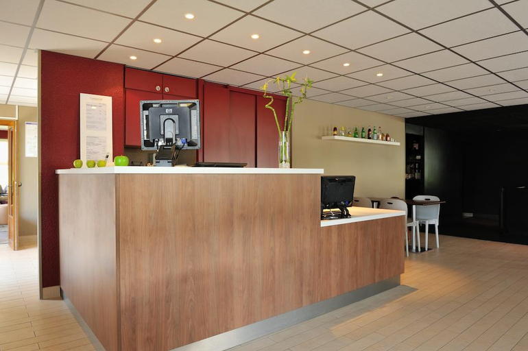 Public Area, Campanile Epinay Sur Orge Savigny Sur Orge, Essonne
