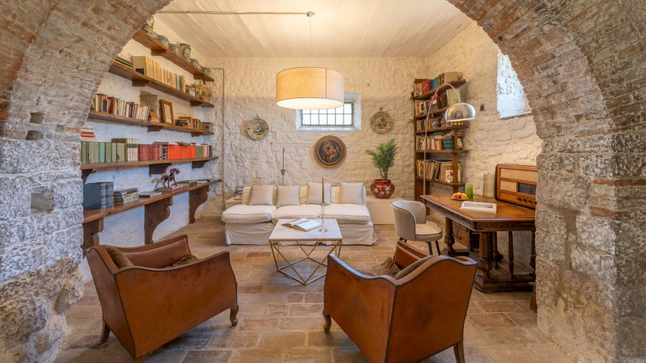 Room 4, Villa la Pizzichina 10 Emma Villas, Perugia