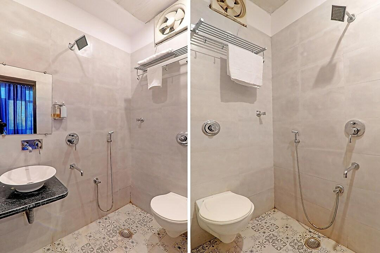 Bathroom, Hotel Agoura Prime, Lucknow