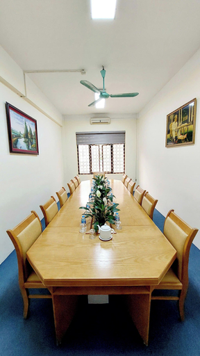 Business Facilities, SVFU Ha Noi, Cầu Giấy