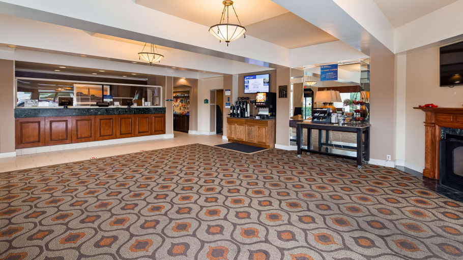 Public Area 2, Best Western Merry Manor Inn, Cumberland
