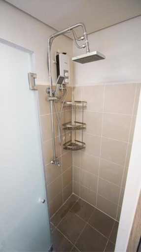 Bathroom 4, CitiBay View Staycation, Pasay City