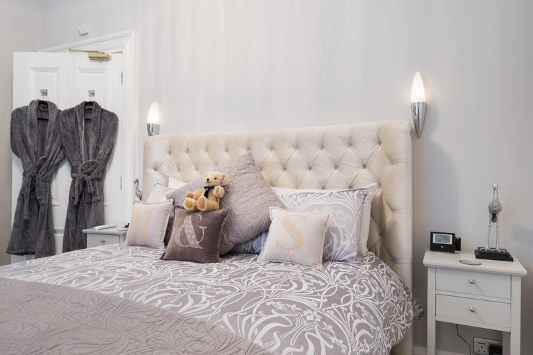 Bedroom 16