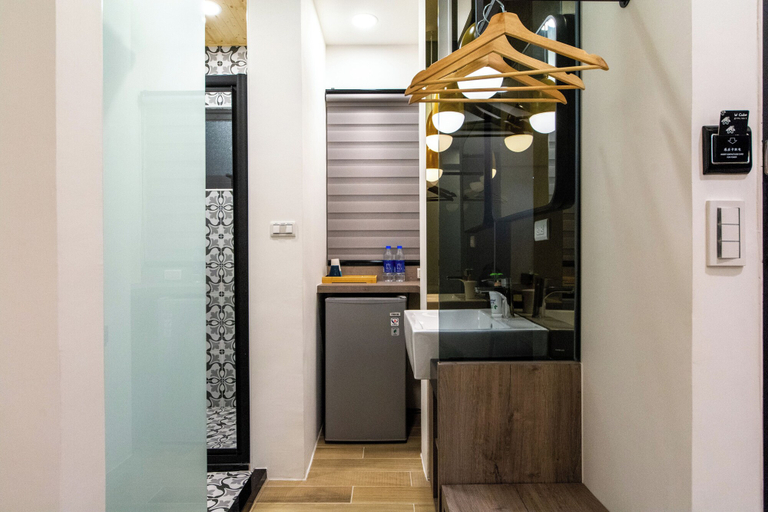 Bathroom 4, W Cube, Tainan