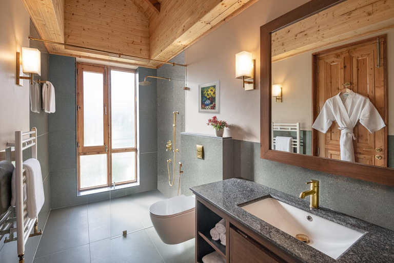 Bathroom 3, Welcomhotel By ITC Hotels Hamsa Manali, Kullu