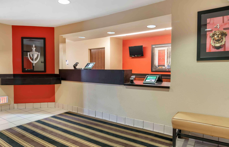 Public Area 3, Extended Stay America Select Suites Detroit Sterling Heights, Macomb