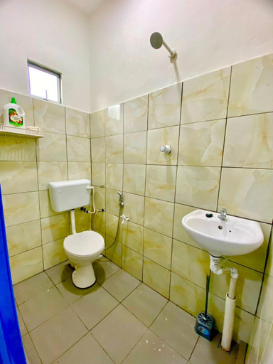 Bathroom, B-07 Suhana Homestay Sipitang, Sipitang