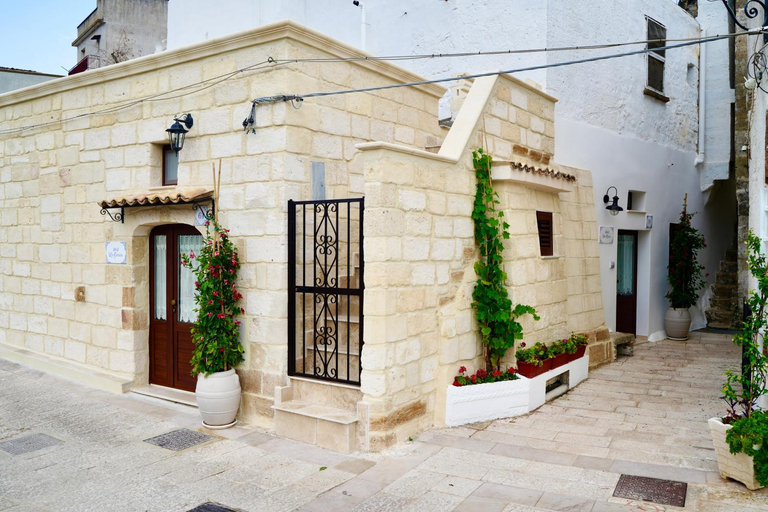 Others 2, B&B San Carlo, Taranto