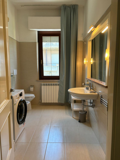 Bathroom 3, Appartamento Belvedere, Macerata