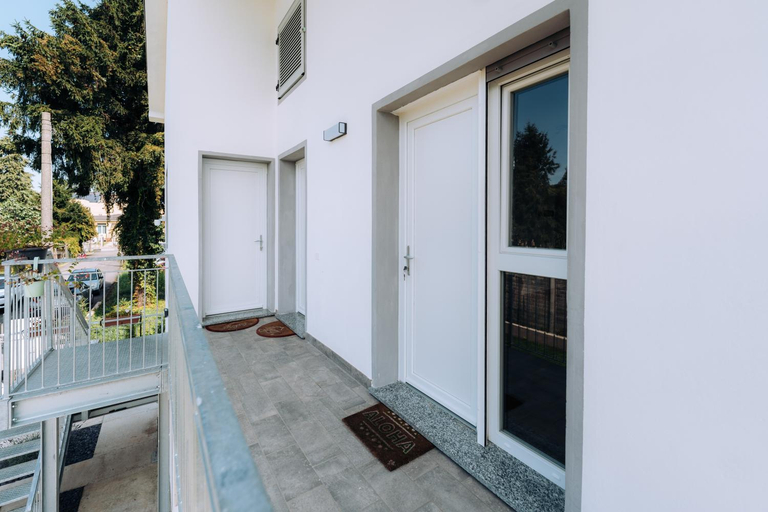 Others 3, Sleep & Fly Villa Luisa, Varese