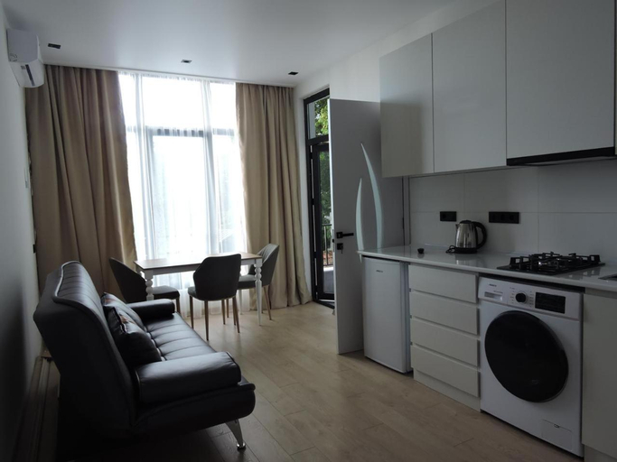Others 5, Veranda White House, Batumi