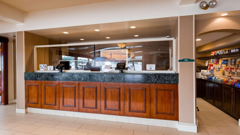 Food & Drinks 5, Best Western Merry Manor Inn, Cumberland