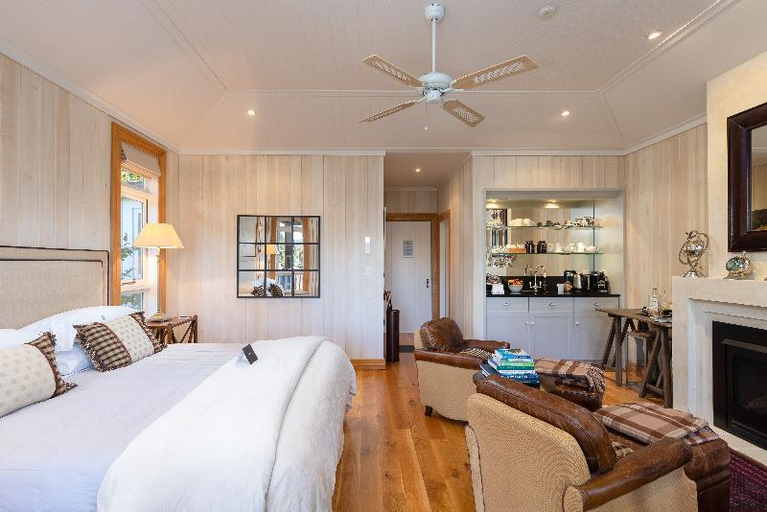 Bedroom 3, Pihopa Retreat, Nelson