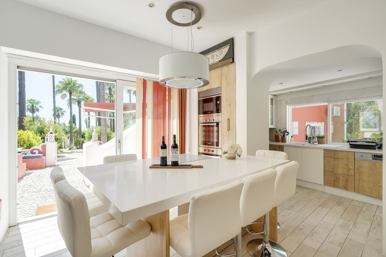 Others 3, Villa Oasis by Cadenzalux, Loulé