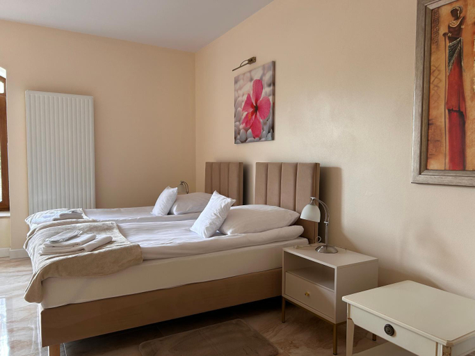 Bedroom 16