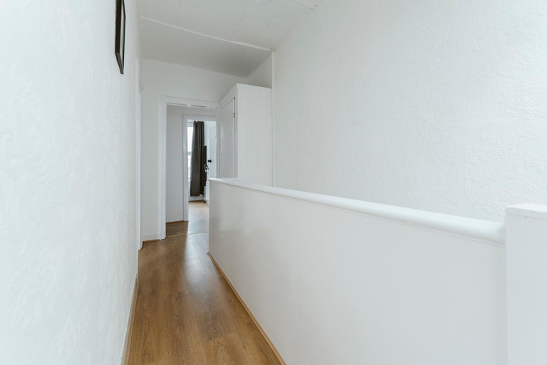 Others 3, Manor House Great Rooms to Stay, London